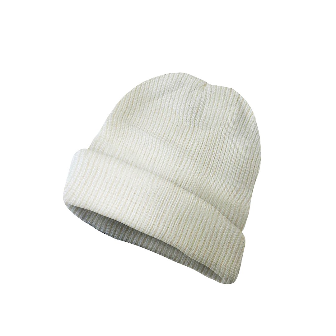 Czapkam zimowa kolor kremowy