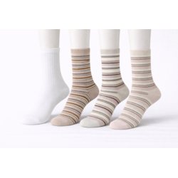 Skarpety damskie MOTYL PASKI model LNT- 050